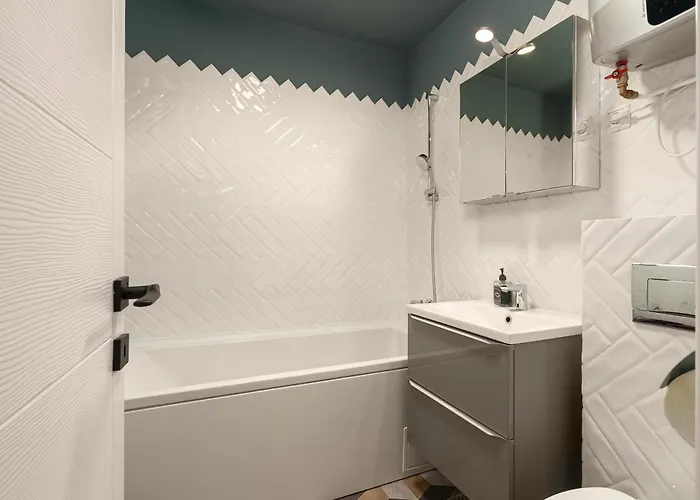 Apartment Sophisticated Two-bedroom In Mihai Bravu Bucharest