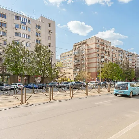 Apartment Sophisticated Two-bedroom In Mihai Bravu *