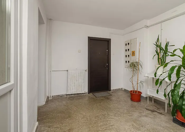 Apartament Sophisticated Two-bedroom In Mihai Bravu *