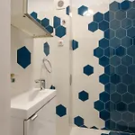 Apartment Sophisticated Two-bedroom In Mihai Bravu *