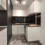 Apartment Sophisticated Two-bedroom In Mihai Bravu Bukarest