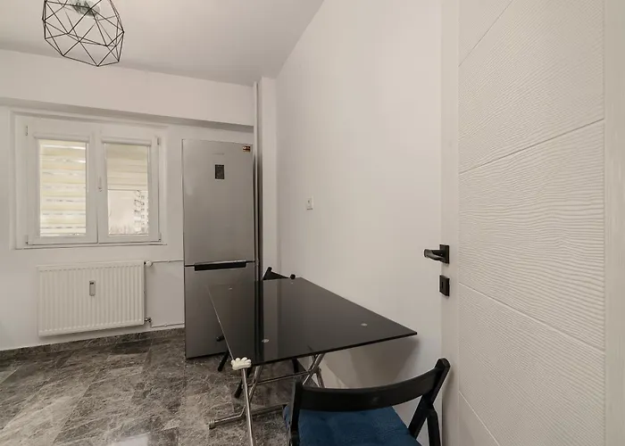 Sophisticated Two-bedroom In Mihai Bravu Appartement Bucarest